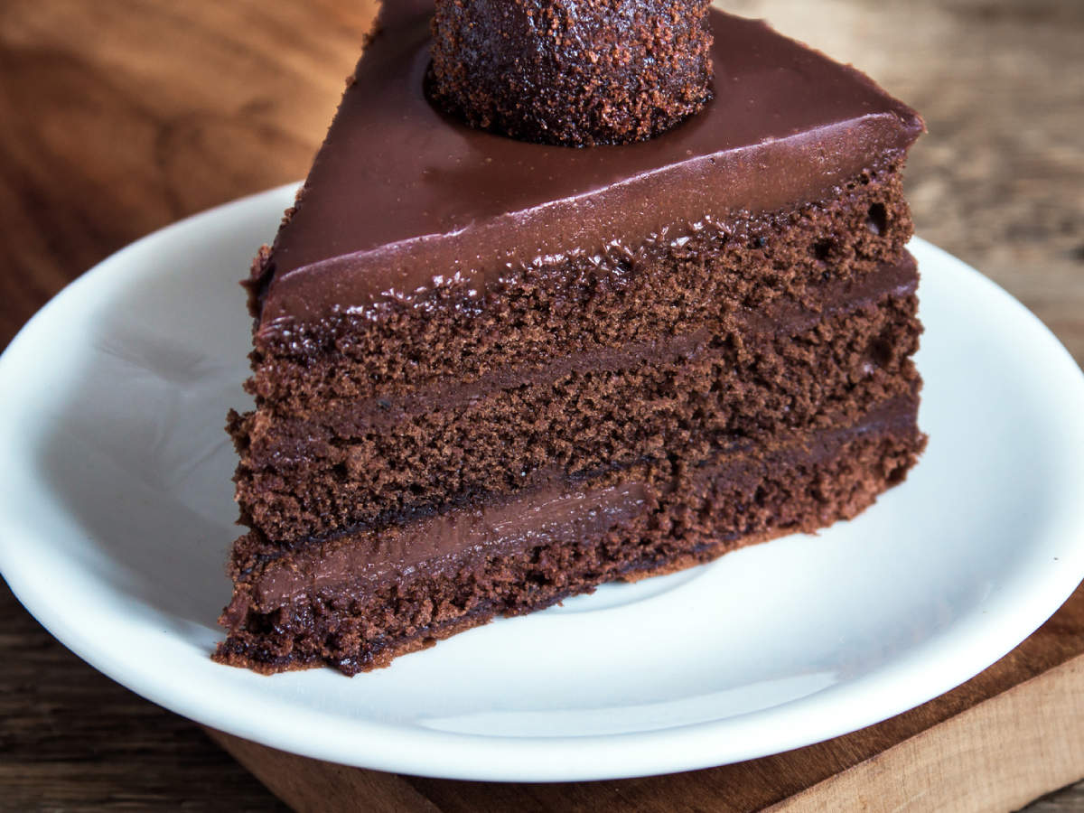 Simple and decadent cake collection